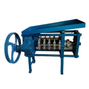 5-bolt coconut oil expeller machine for dry copra, double crushing, 5 HP motor, Devi Industries